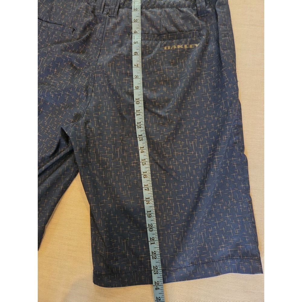 Oakley Shorts Mens Golf Performance Shorts Size 36 Flat Front Blue With Gray - Picture 7 of 8